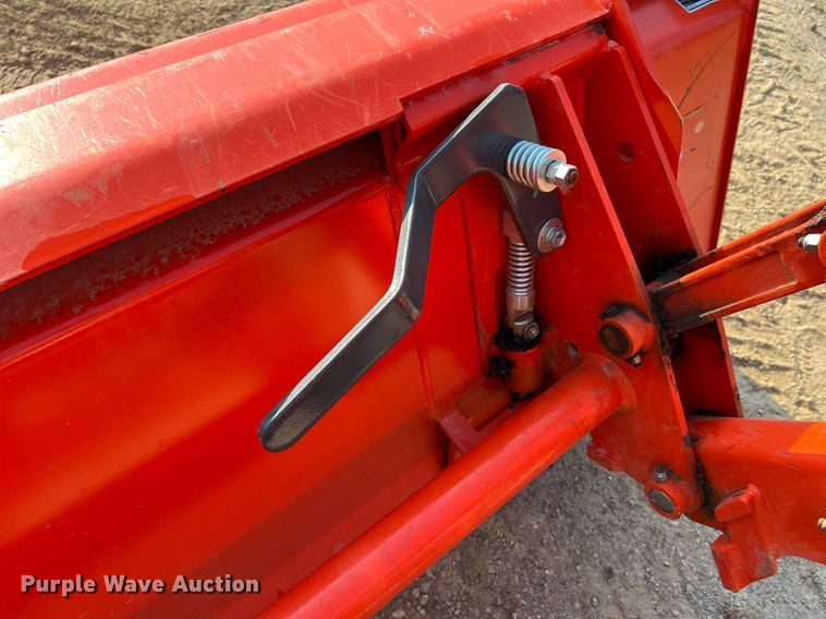 image for item II9202 Kubota MX6000  MFWD tractor