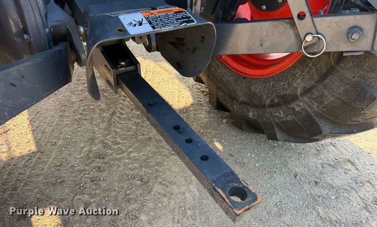 image for item II9202 Kubota MX6000  MFWD tractor