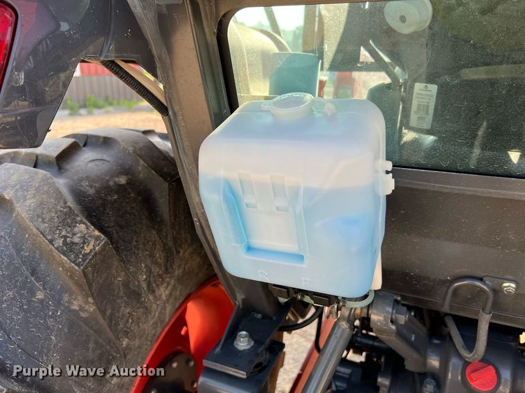 image for item II9202 Kubota MX6000  MFWD tractor