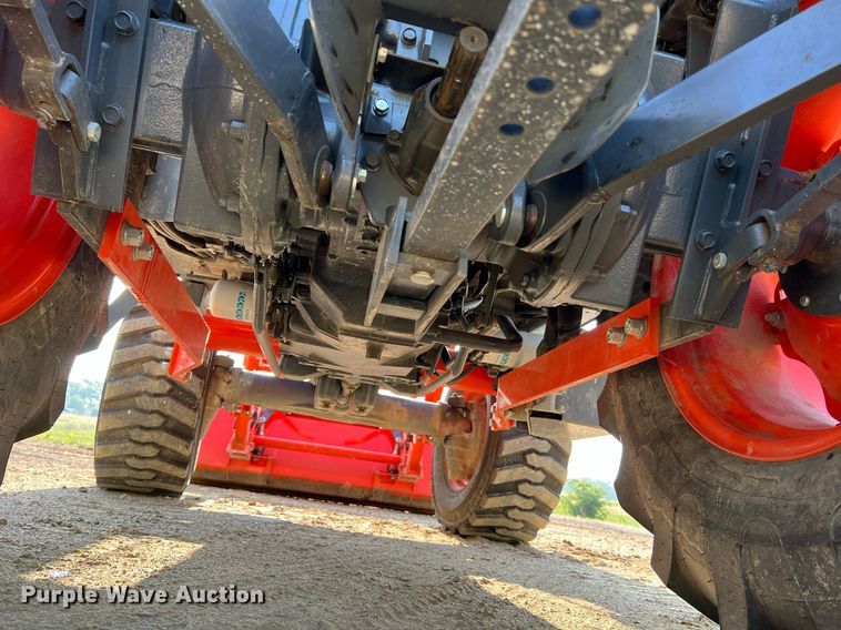 image for item II9202 Kubota MX6000  MFWD tractor