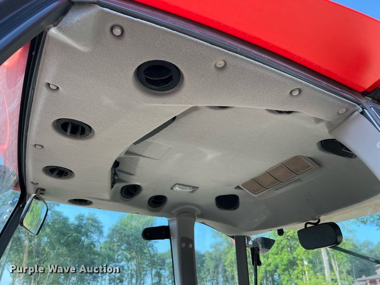 image for item II9202 Kubota MX6000  MFWD tractor