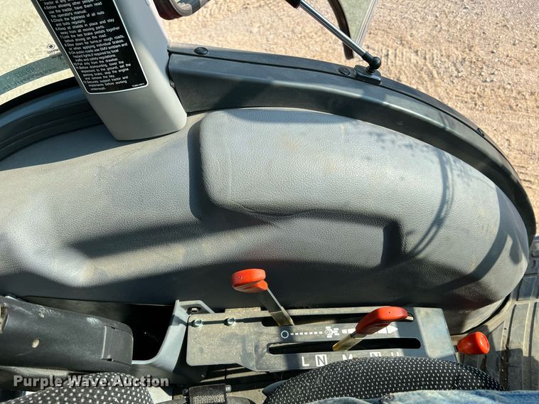 image for item II9202 Kubota MX6000  MFWD tractor