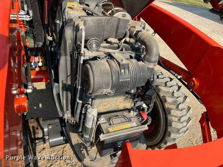 image for item II9202 Kubota MX6000  MFWD tractor