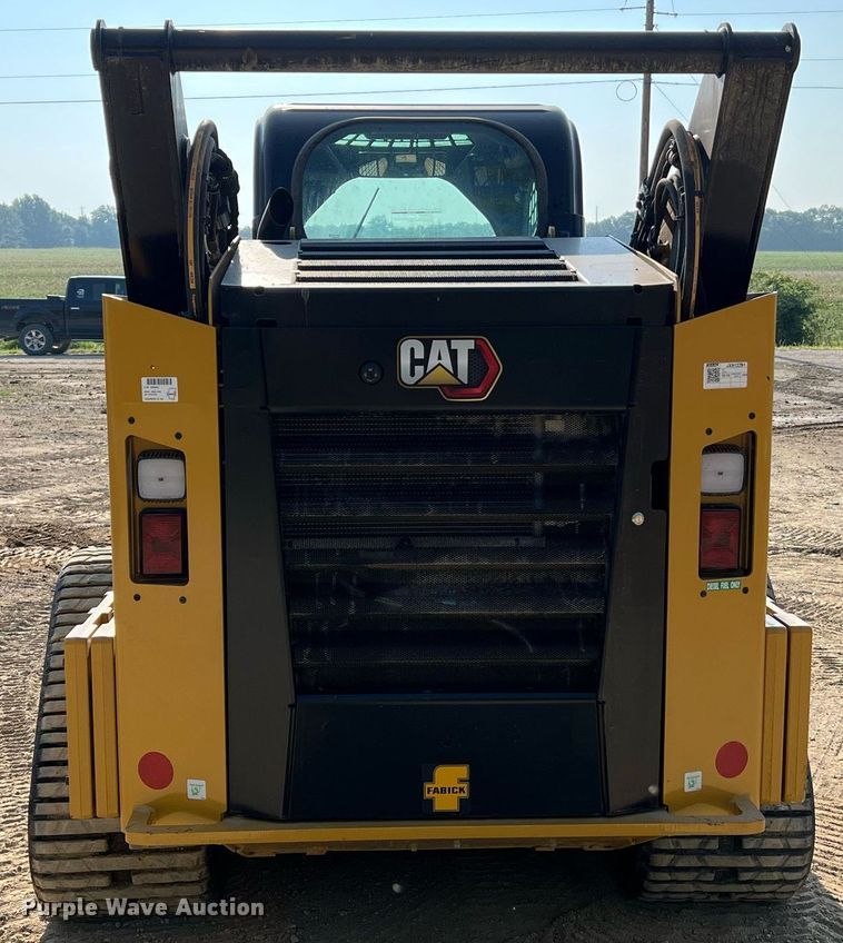 image for item II9203 2023 Caterpillar 289D3  tracked skid steer loader