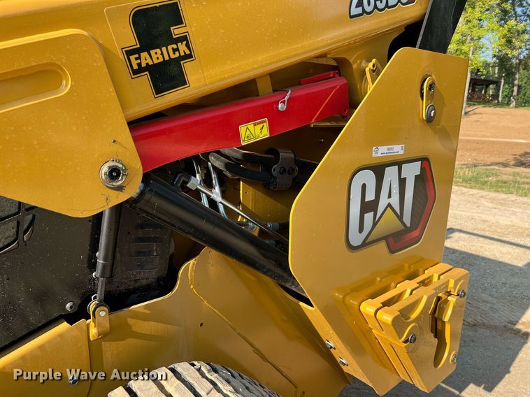 image for item II9203 2023 Caterpillar 289D3  tracked skid steer loader