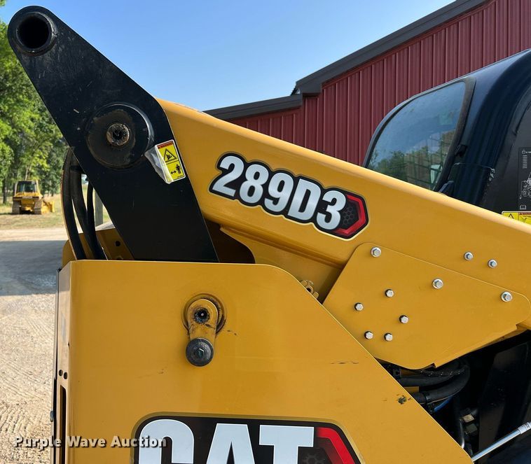 image for item II9203 2023 Caterpillar 289D3  tracked skid steer loader