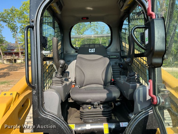 image for item II9203 2023 Caterpillar 289D3  tracked skid steer loader