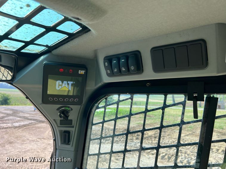 image for item II9203 2023 Caterpillar 289D3  tracked skid steer loader