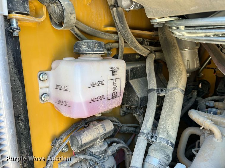 image for item II9203 2023 Caterpillar 289D3  tracked skid steer loader