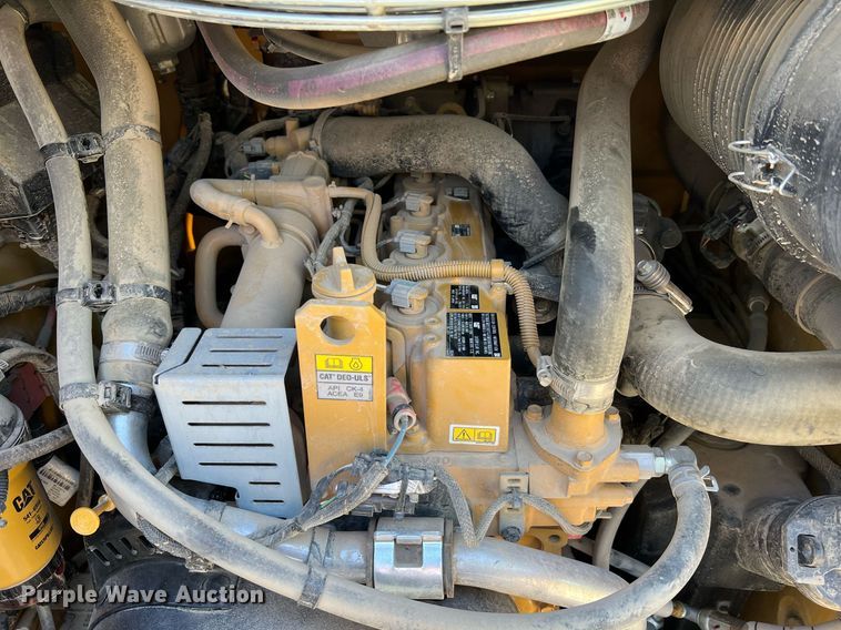 image for item II9203 2023 Caterpillar 289D3  tracked skid steer loader