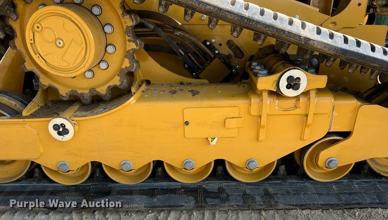 image for item II9203 2023 Caterpillar 289D3  tracked skid steer loader