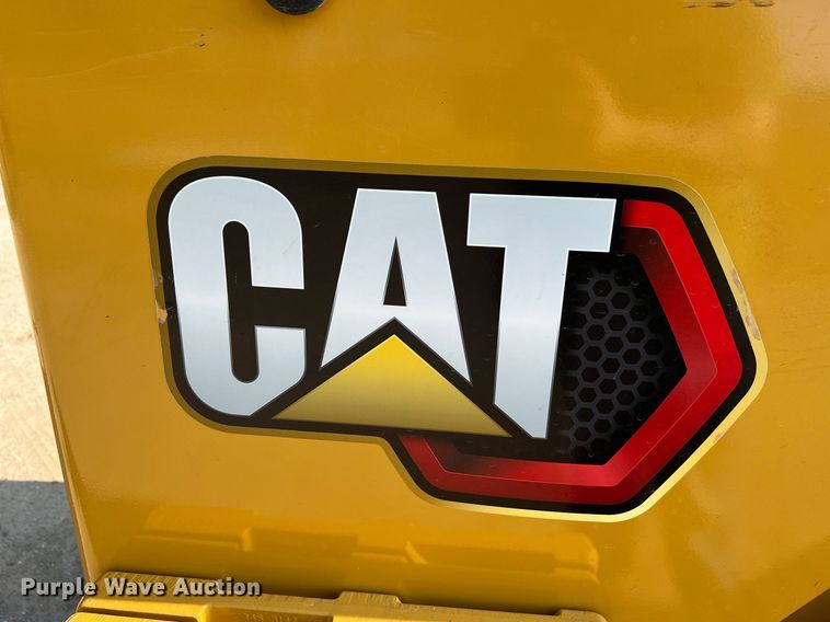 image for item II9203 2023 Caterpillar 289D3  tracked skid steer loader