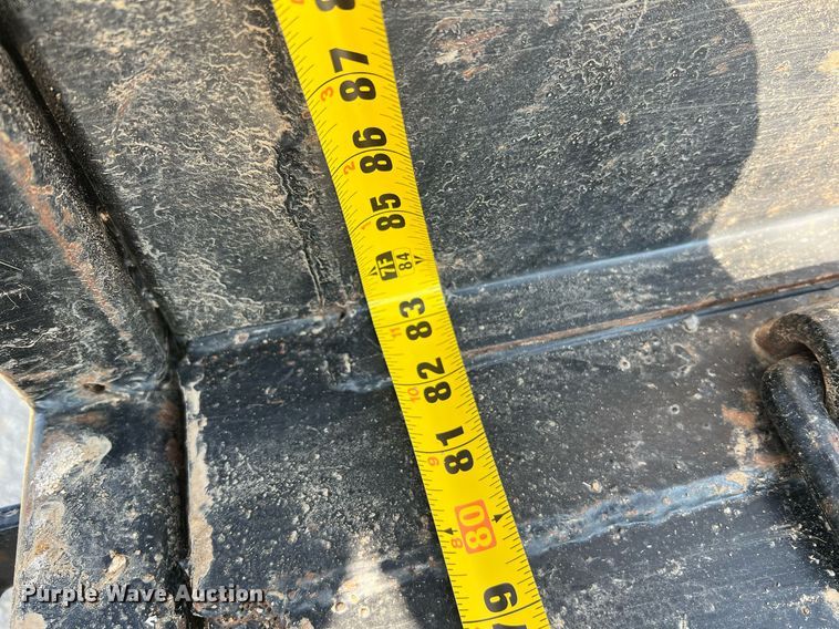 image for item II9204 2016 Big Tex 14LX-14BK7SIRPD  dump trailer