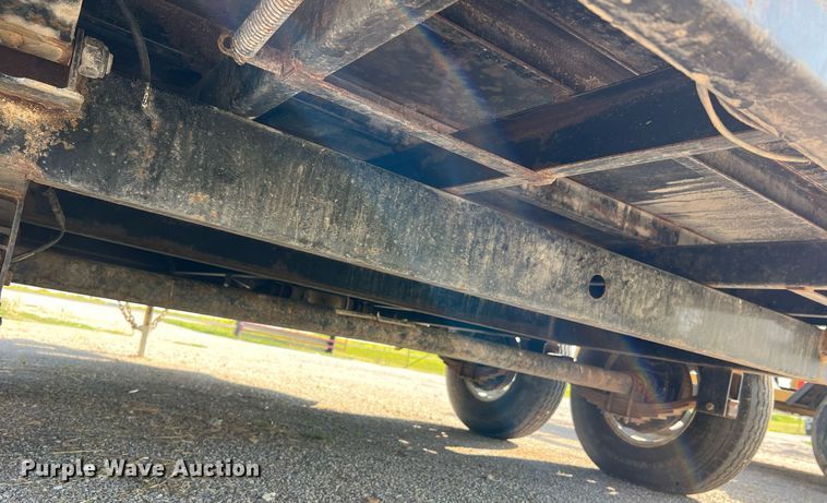 image for item II9204 2016 Big Tex 14LX-14BK7SIRPD  dump trailer