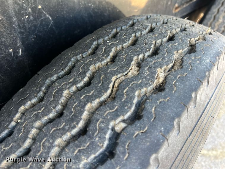 image for item II9204 2016 Big Tex 14LX-14BK7SIRPD  dump trailer