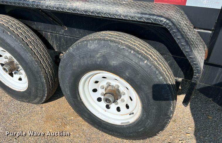 image for item II9204 2016 Big Tex 14LX-14BK7SIRPD  dump trailer