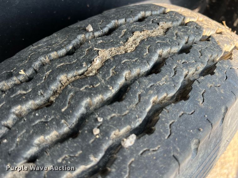 image for item II9204 2016 Big Tex 14LX-14BK7SIRPD  dump trailer