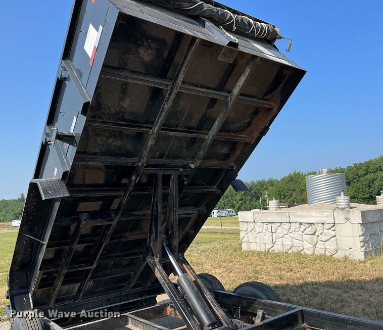 image for item II9204 2016 Big Tex 14LX-14BK7SIRPD  dump trailer