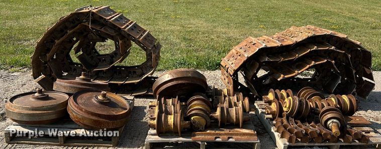 image for item II9206 Caterpillar  undercarriage parts