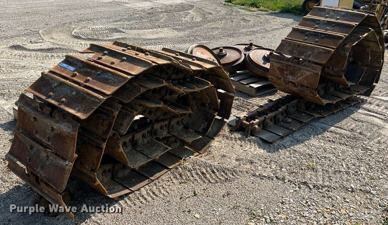 image for item II9206 Caterpillar  undercarriage parts