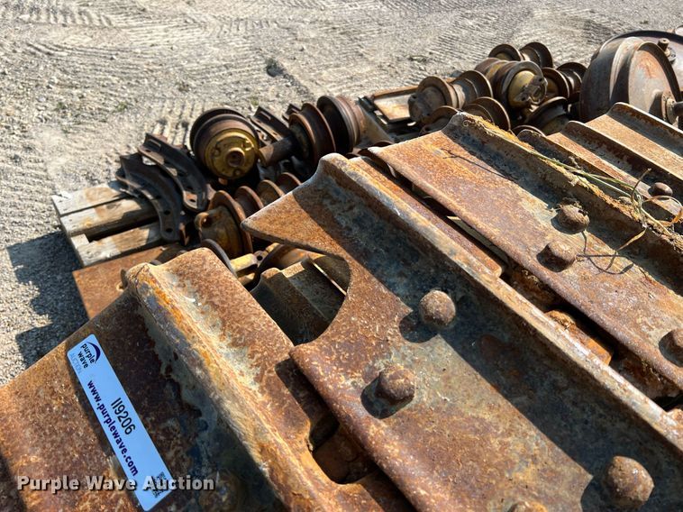 image for item II9206 Caterpillar  undercarriage parts