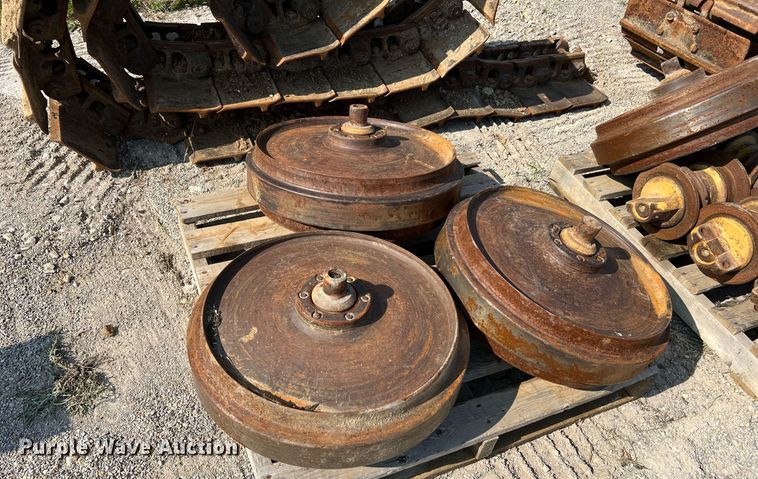 image for item II9206 Caterpillar  undercarriage parts