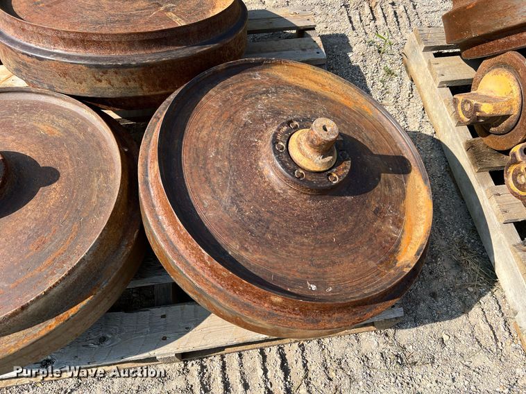 image for item II9206 Caterpillar  undercarriage parts