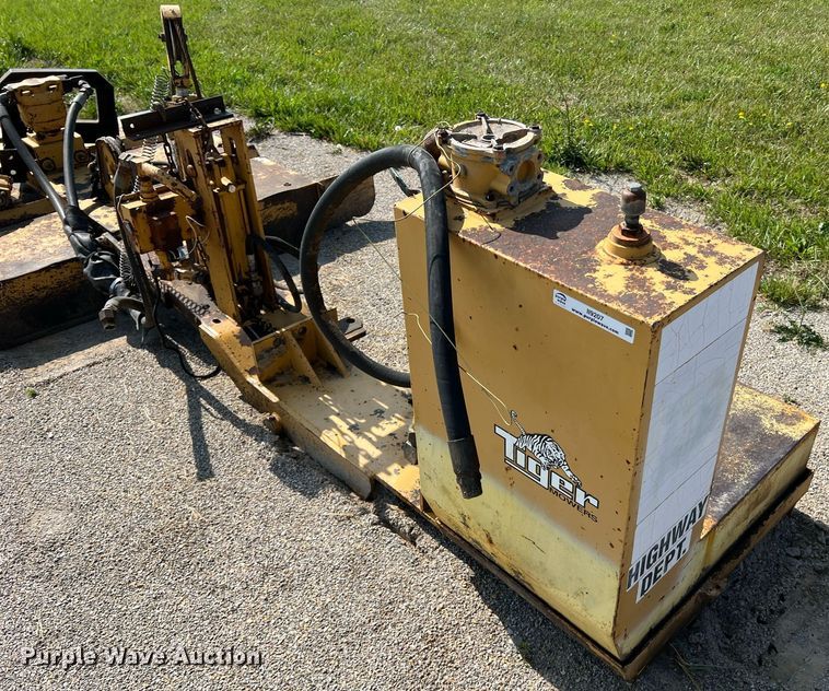 image for item II9207 Tiger TM-60  side boom rotary mower