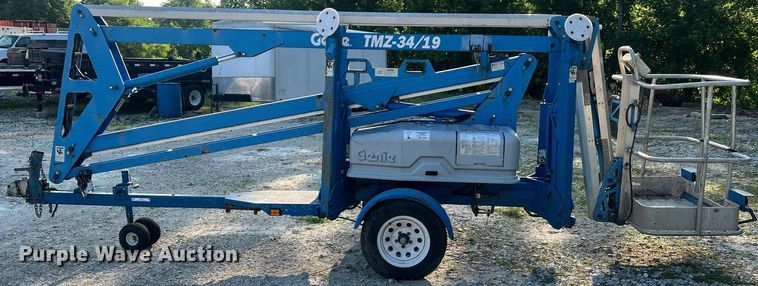 image for item II9210 2000 Genie TMZ-34/19  boom lift