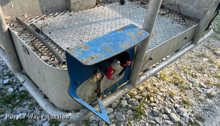 image for item II9210 2000 Genie TMZ-34/19  boom lift