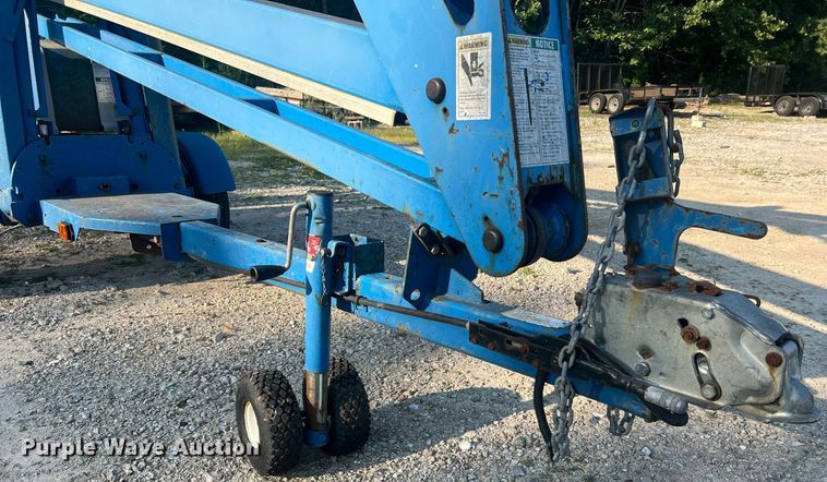 image for item II9210 2000 Genie TMZ-34/19  boom lift