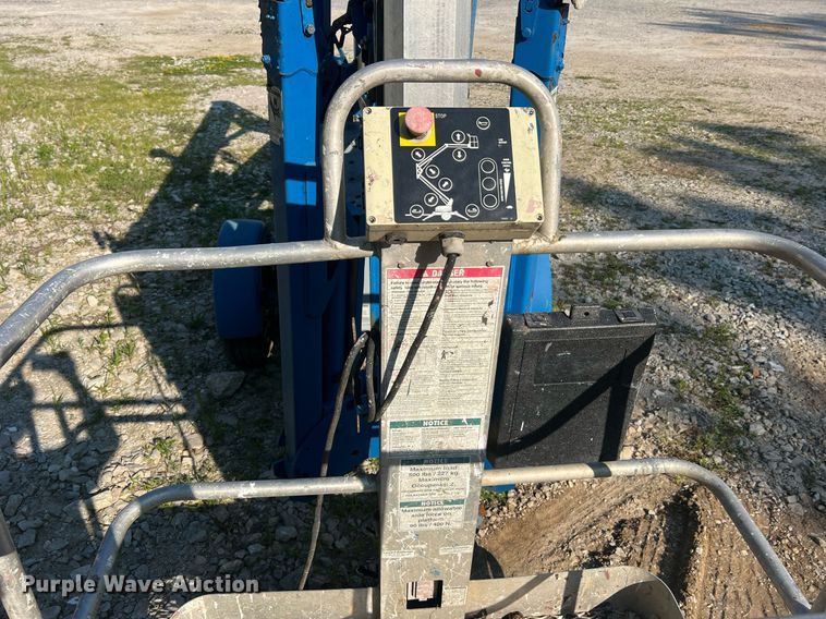 image for item II9210 2000 Genie TMZ-34/19  boom lift