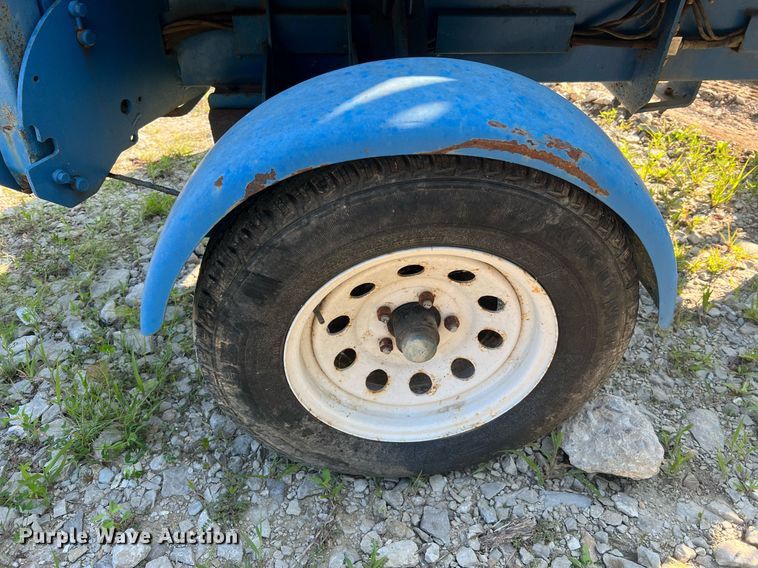 image for item II9210 2000 Genie TMZ-34/19  boom lift