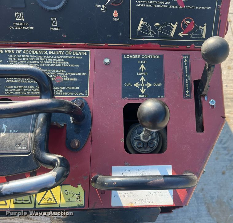 image for item II9211 2007 Toro Dingo TX420  compact utility loader