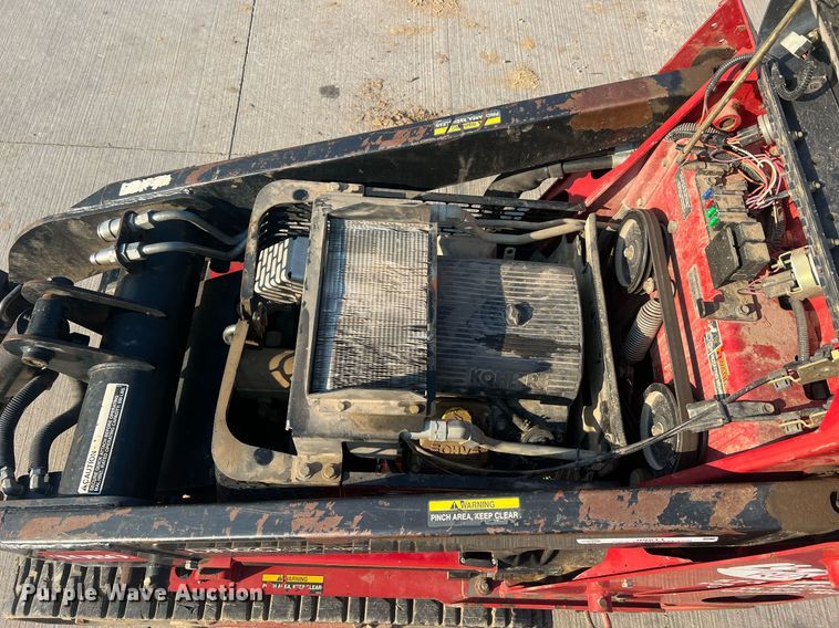 image for item II9211 2007 Toro Dingo TX420  compact utility loader