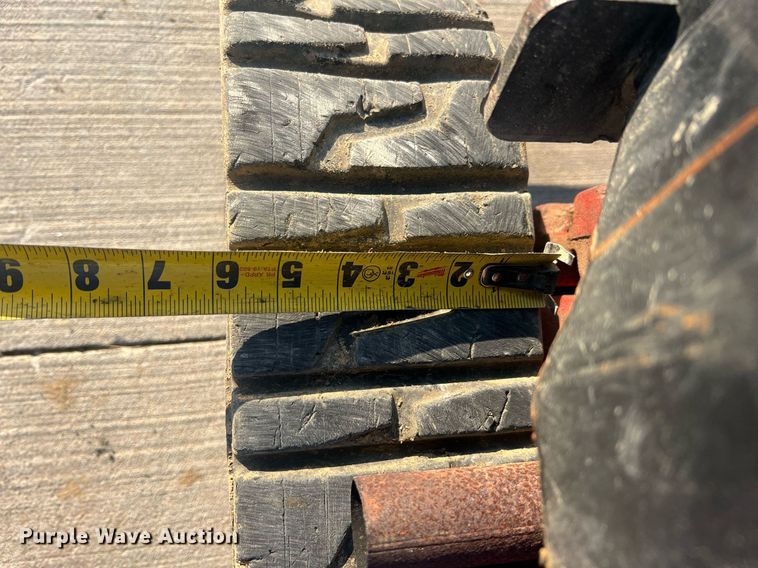 image for item II9211 2007 Toro Dingo TX420  compact utility loader