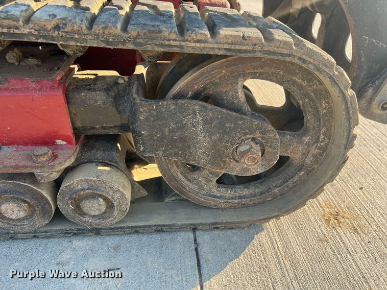 image for item II9211 2007 Toro Dingo TX420  compact utility loader