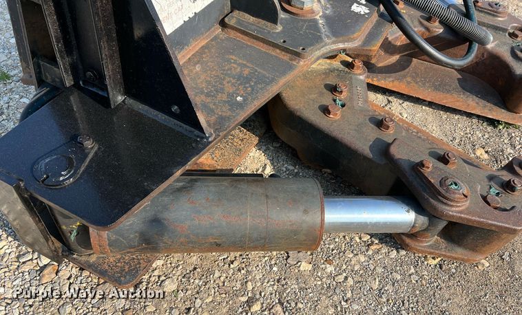 image for item II9227 Dymax  skid steer tree shear