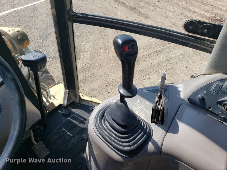 image for item IP9324 2002 Case 580 Super M  backhoe