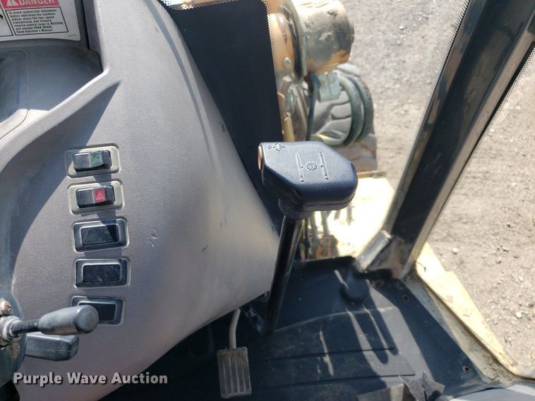 image for item IP9324 2002 Case 580 Super M  backhoe