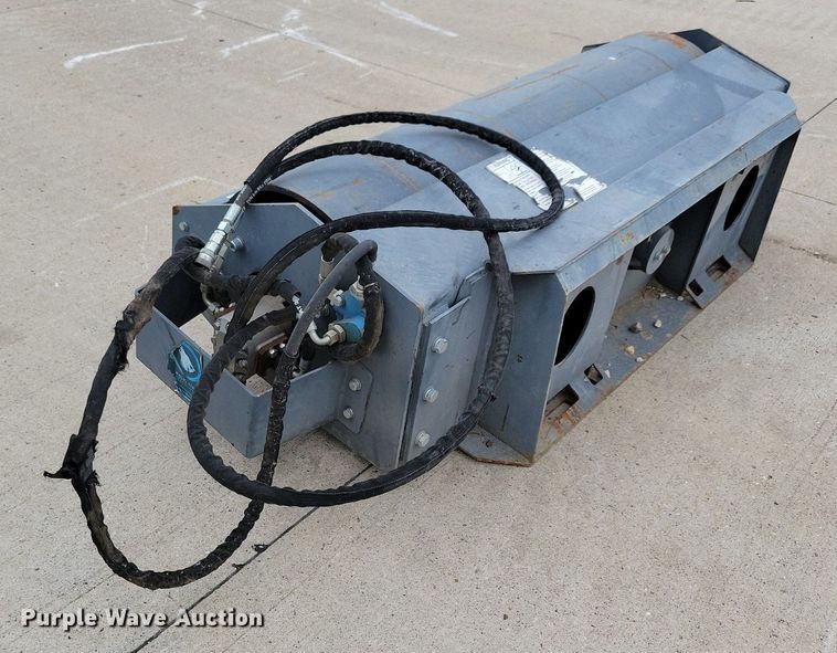 image for item JO9196 Wolverine  60"W skid steer vibratory roller