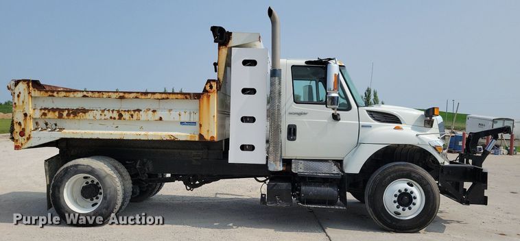 image for item JO9209 2009 International WorkStar 7300  dump truck