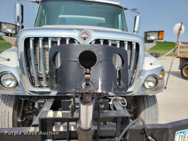 image for item JO9209 2009 International WorkStar 7300  dump truck