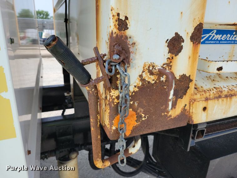 image for item JO9209 2009 International WorkStar 7300  dump truck