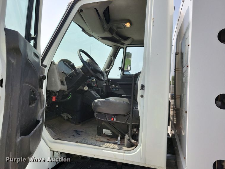 image for item JO9209 2009 International WorkStar 7300  dump truck