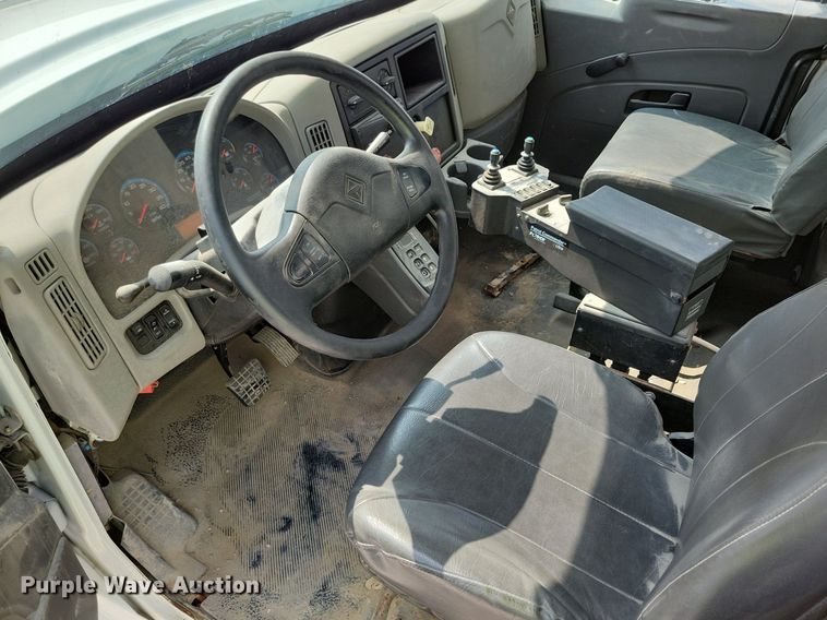 image for item JO9209 2009 International WorkStar 7300  dump truck