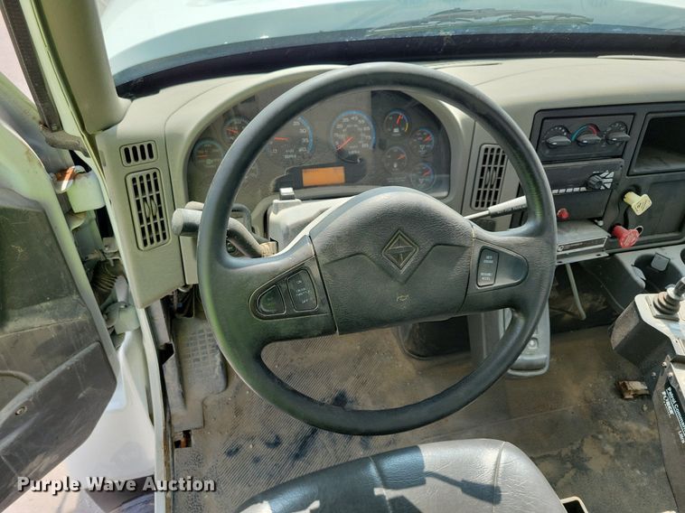 image for item JO9209 2009 International WorkStar 7300  dump truck