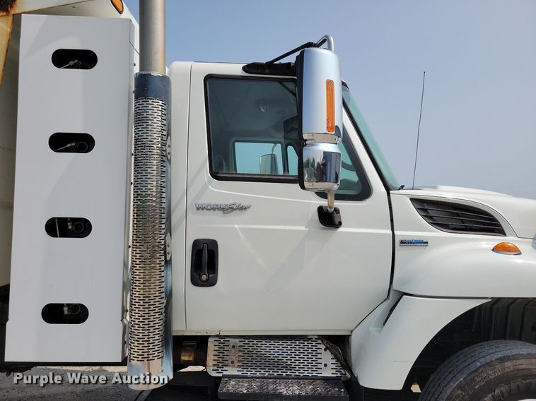 image for item JO9209 2009 International WorkStar 7300  dump truck