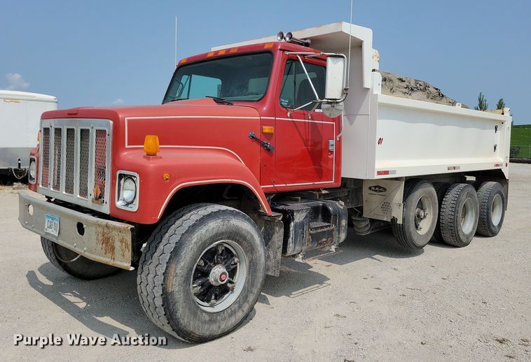image for item JO9211 1991 International F2554  dump truck