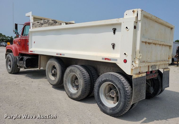 image for item JO9211 1991 International F2554  dump truck